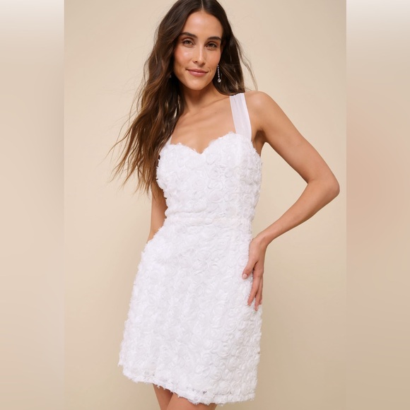 DELICATE WONDER WOVEN MINI DRESS